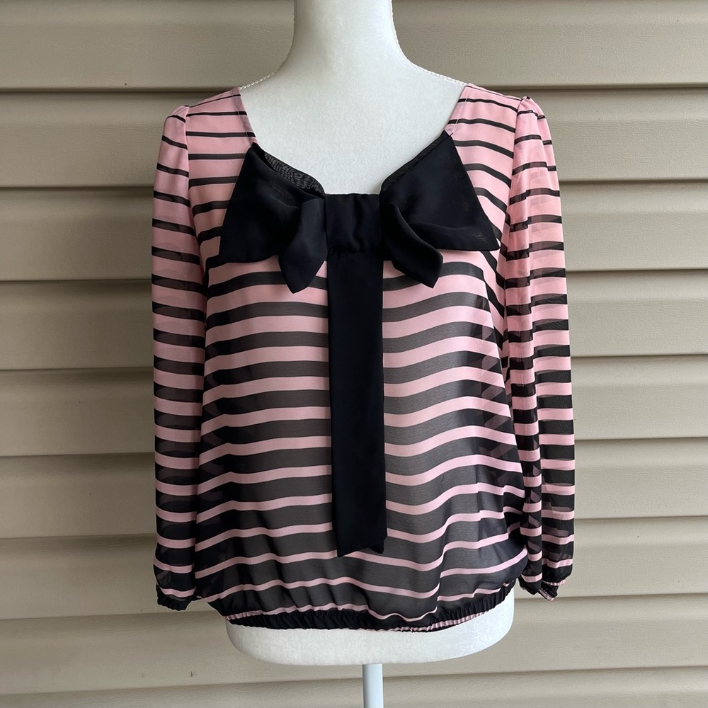 •BCX• Blousy Hem Semi-Sheer Bow Blouse - Size Large